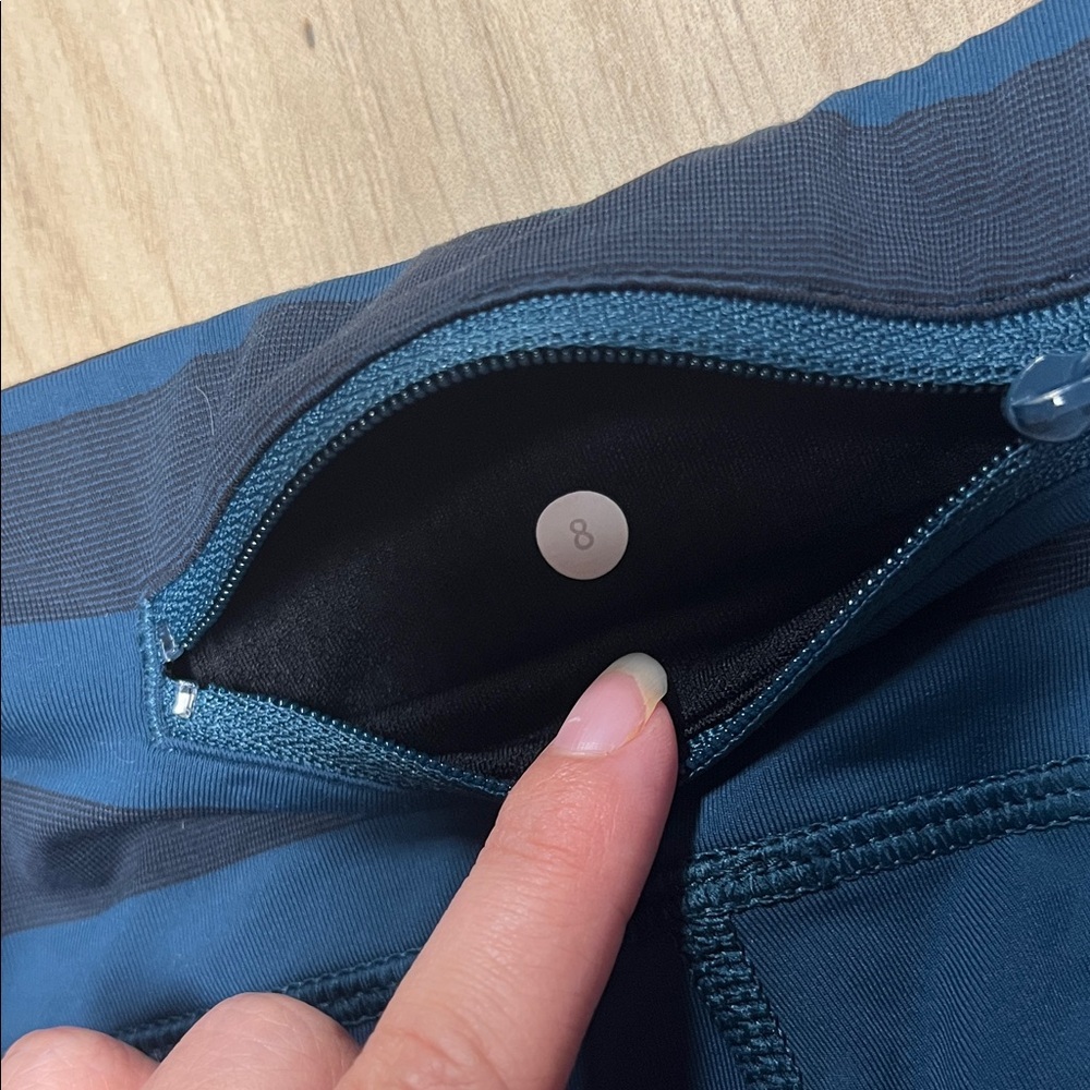 lululemon athletica run for your life Blue and Black Leggings - Picture 7 of 7